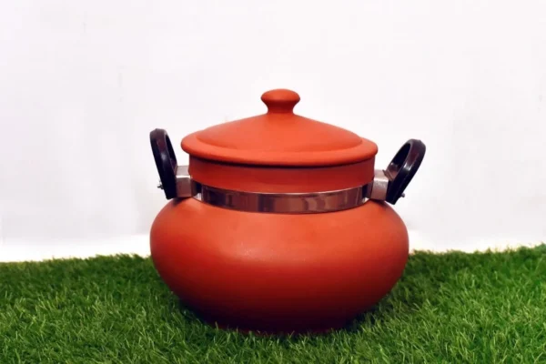 Clay Cooking Pot/Multipurpose Handi